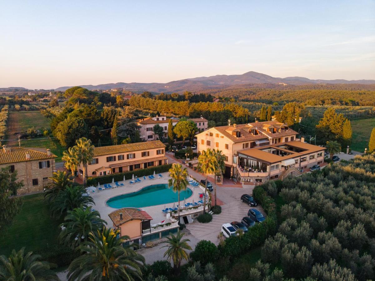 Collemezzano Agrihotel Elisabetta מראה חיצוני תמונה