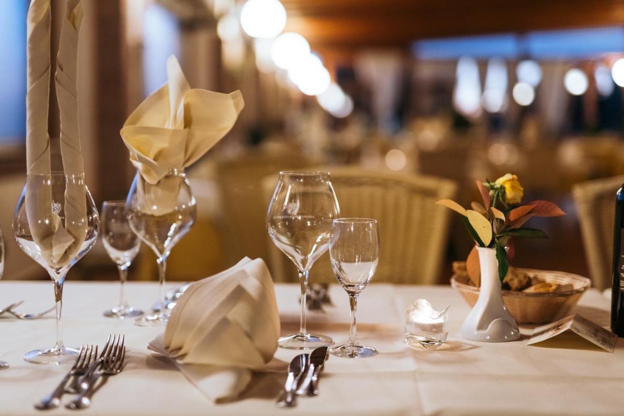 Collemezzano Agrihotel Elisabetta מראה חיצוני תמונה