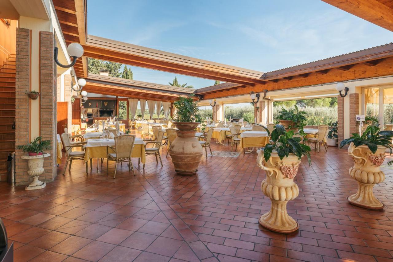 Collemezzano Agrihotel Elisabetta מראה חיצוני תמונה
