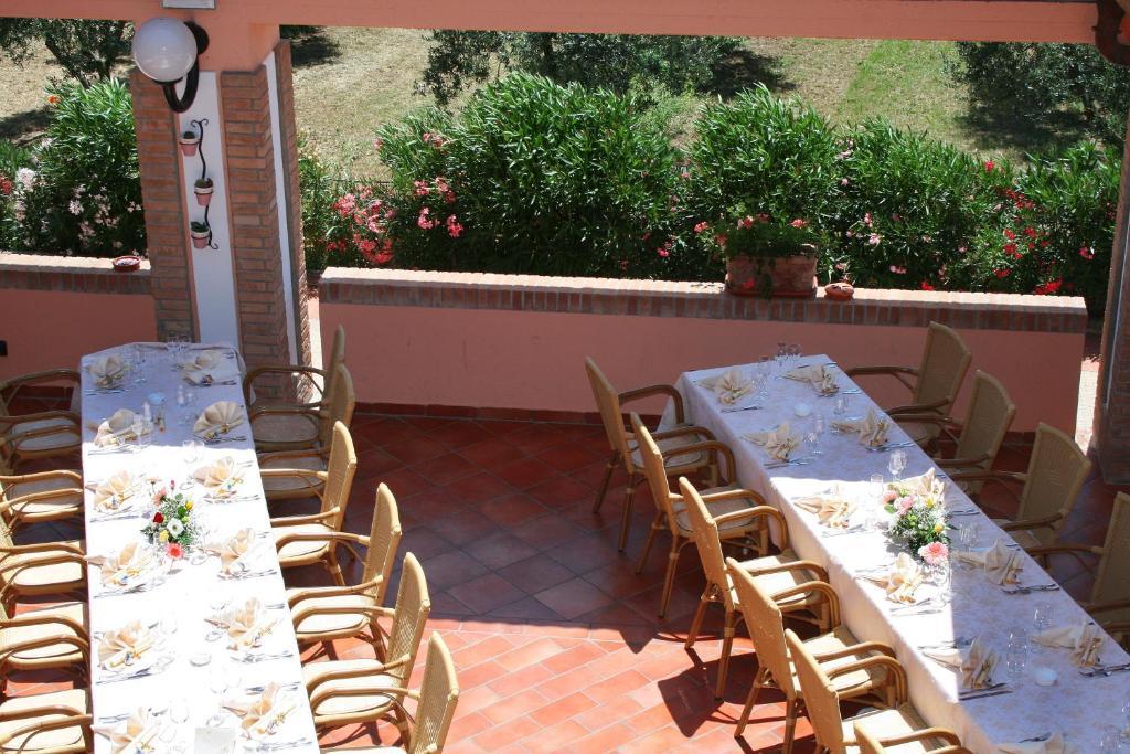 Collemezzano Agrihotel Elisabetta מראה חיצוני תמונה