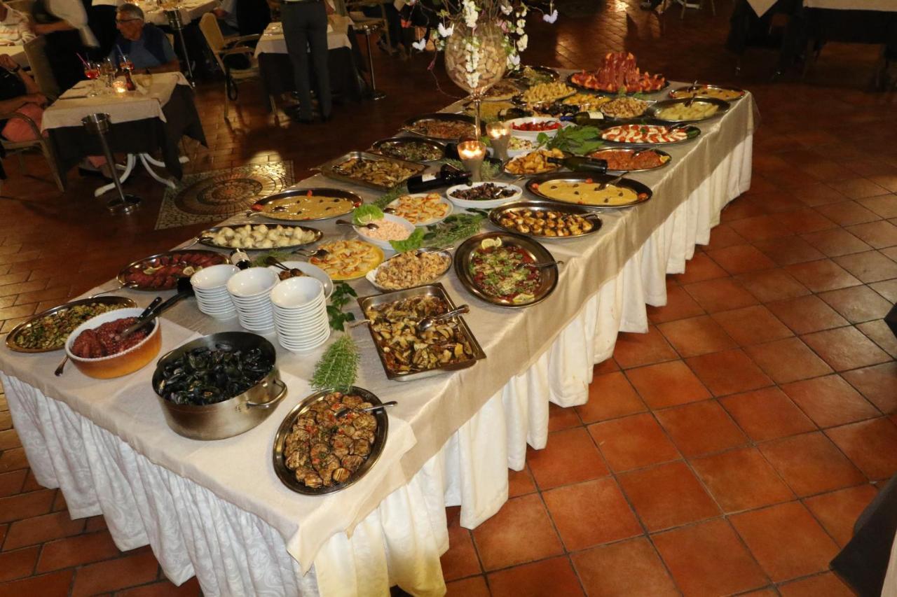 Collemezzano Agrihotel Elisabetta מראה חיצוני תמונה