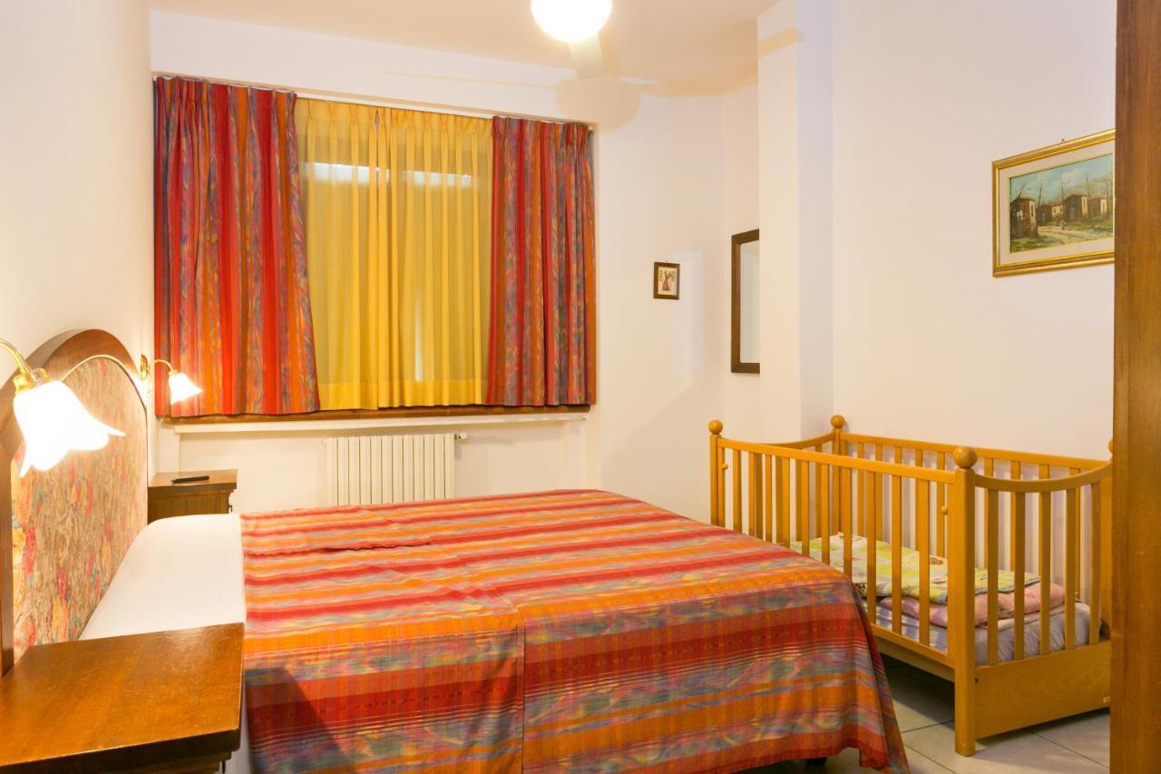 Collemezzano Agrihotel Elisabetta מראה חיצוני תמונה